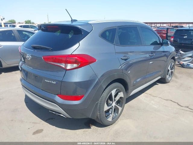 2017 HYUNDAI TUCSON SPORT 4