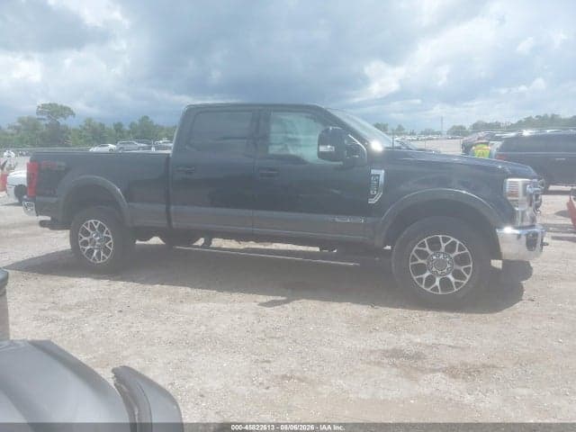 2020 FORD F-350 LARIAT 12