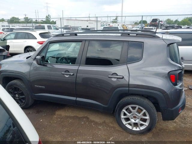 2019 JEEP RENEGADE LATITUDE 4X4 14