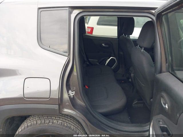 2019 JEEP RENEGADE LATITUDE 4X4 8