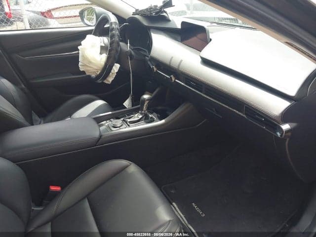 2020 MAZDA MAZDA3 PREFERRED PACKAGE 5