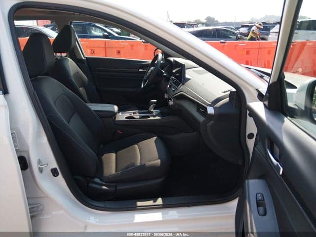 2025 NISSAN ALTIMA SV 5
