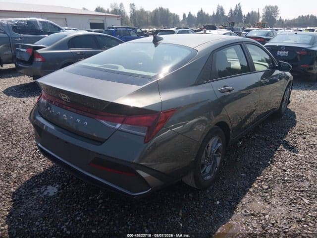 2024 HYUNDAI ELANTRA SEL 4