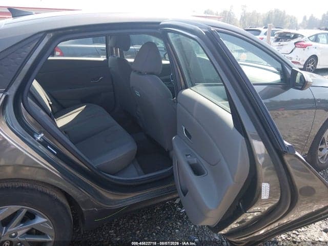 2024 HYUNDAI ELANTRA SEL 8