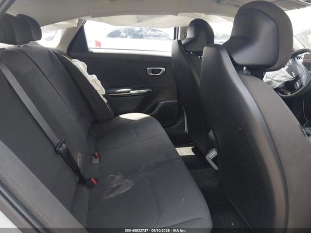 2026 KIA K4 LXS 8