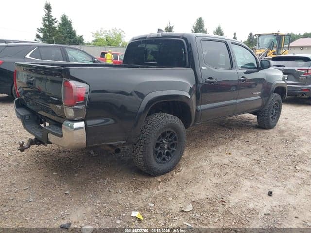 2019 TOYOTA TACOMA SR5 V6 4