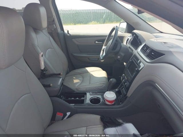 2017 CHEVROLET TRAVERSE 2LT 5