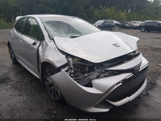 2019 TOYOTA COROLLA XSE 17