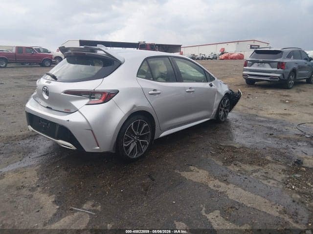 2019 TOYOTA COROLLA XSE 4