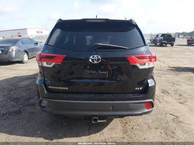 2017 TOYOTA HIGHLANDER XLE 15