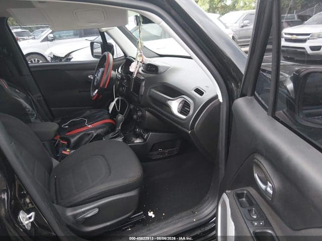 2018 JEEP RENEGADE LATITUDE 4X4 13