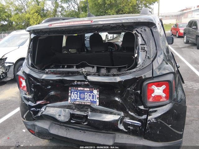 2018 JEEP RENEGADE LATITUDE 4X4 16