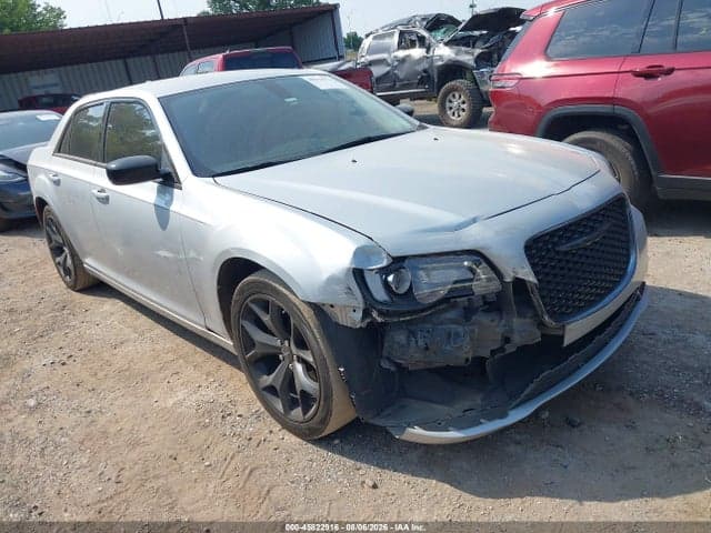 2022 CHRYSLER 300 TOURING 1