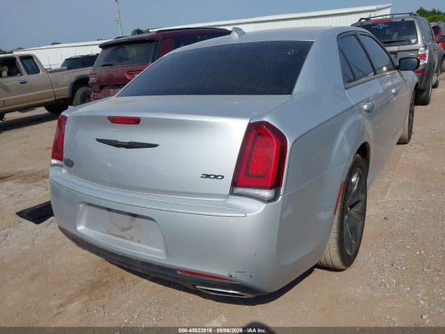2022 CHRYSLER 300 TOURING 4