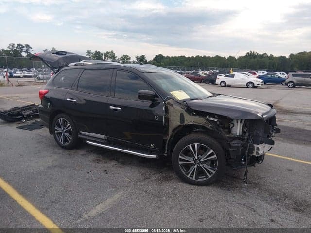 2018 NISSAN PATHFINDER PLATINUM 1