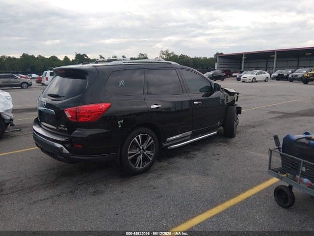 2018 NISSAN PATHFINDER PLATINUM 4