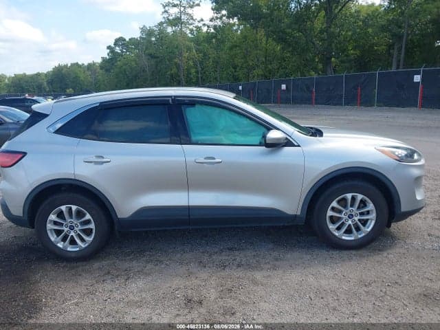 2020 FORD ESCAPE SE 13