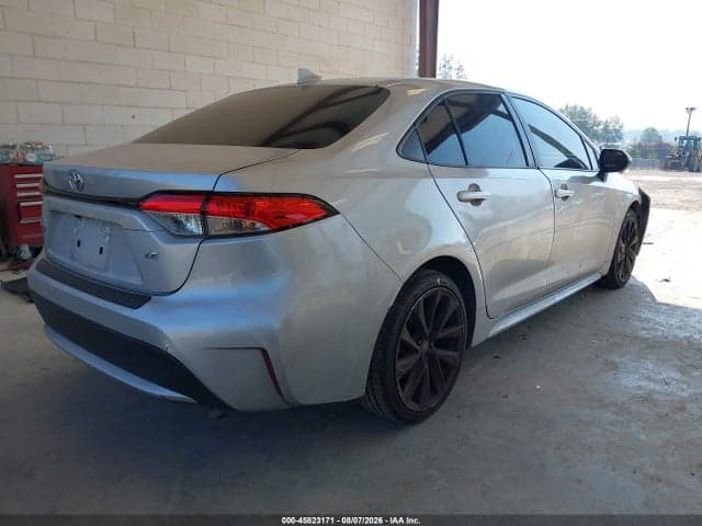2022 TOYOTA COROLLA LE 4