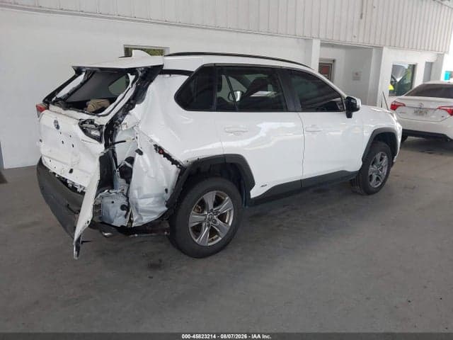 2022 TOYOTA RAV4 HYBRID XLE 4