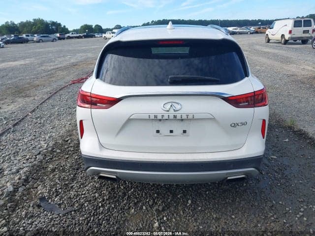 2020 INFINITI QX50 LUXE 16