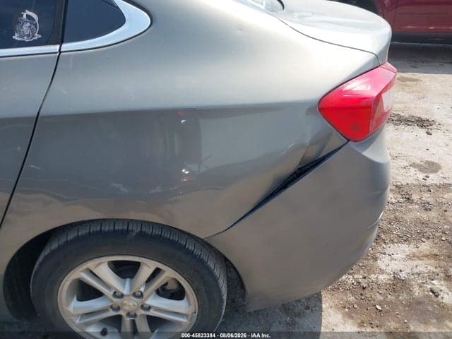 2017 CHEVROLET CRUZE LT AUTO 6