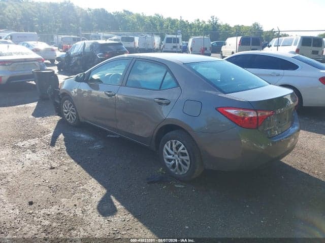 2017 TOYOTA COROLLA LE 3