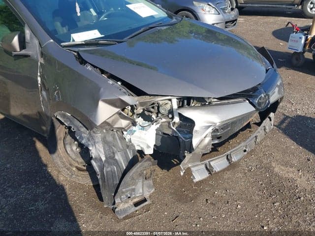 2017 TOYOTA COROLLA LE 6