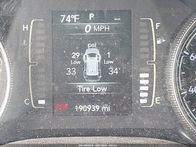 2019 JEEP CHEROKEE LATITUDE 4X4 15