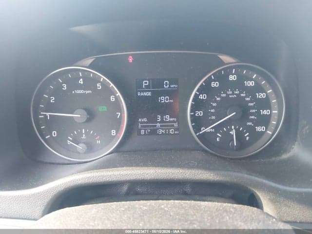 2017 HYUNDAI ELANTRA SE 7