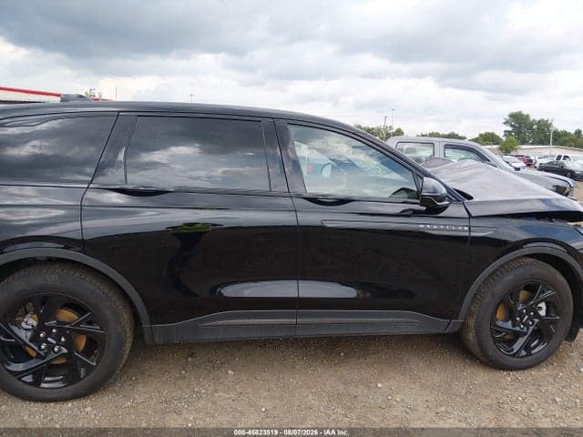 2025 LINCOLN NAUTILUS PREMIERE 13