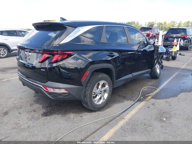 2023 HYUNDAI TUCSON SE 4