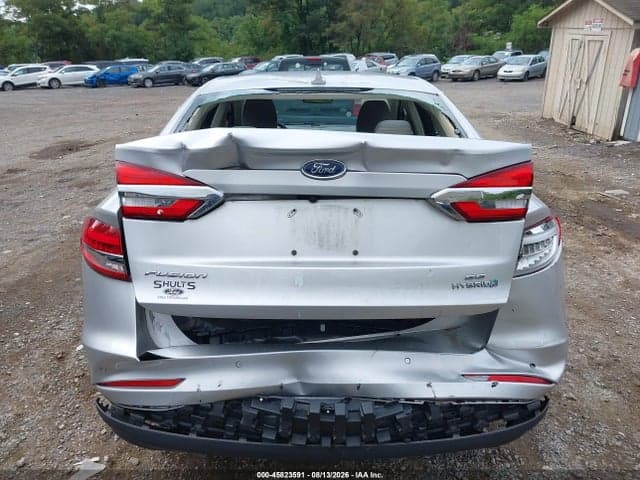 2019 FORD FUSION SE 16