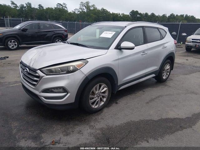 2017 HYUNDAI TUCSON SE 2