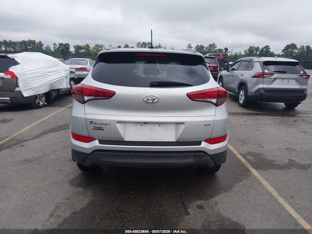 2017 HYUNDAI TUCSON SE 16
