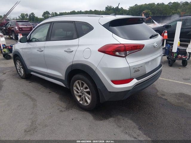 2017 HYUNDAI TUCSON SE 3