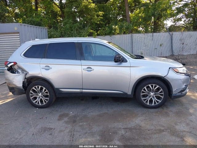 2017 MITSUBISHI OUTLANDER SE/SEL 13
