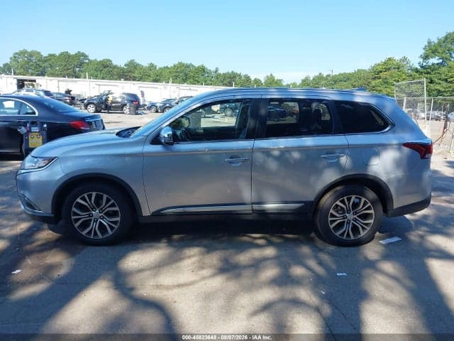 2017 MITSUBISHI OUTLANDER SE/SEL 14