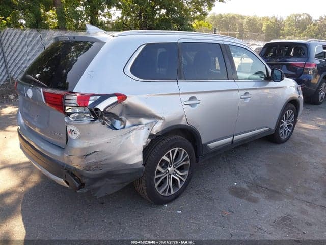 2017 MITSUBISHI OUTLANDER SE/SEL 4