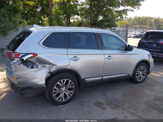 2017 MITSUBISHI OUTLANDER SE/SEL 6