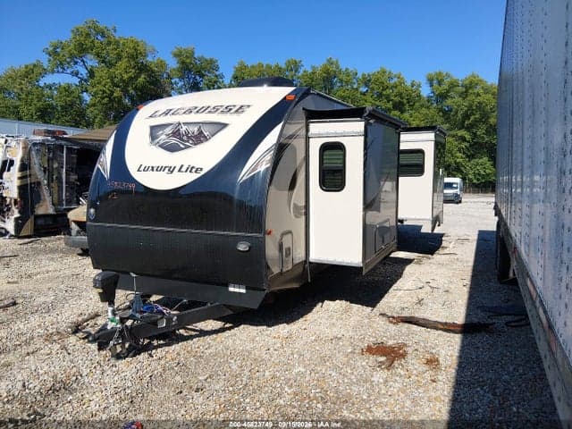 2019 LACROSSE LUXURY LITE SERIES 3 2