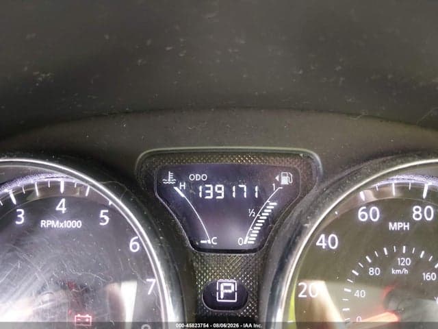 2017 NISSAN VERSA 1.6 SV 15