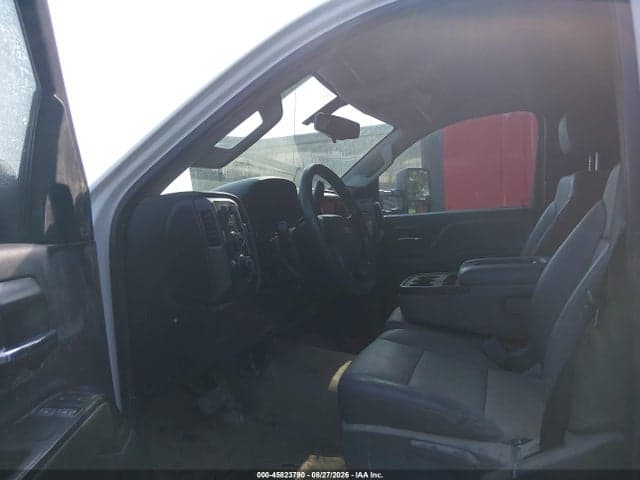 2019 CHEVROLET SILVERADO 6500HD 1WT 8