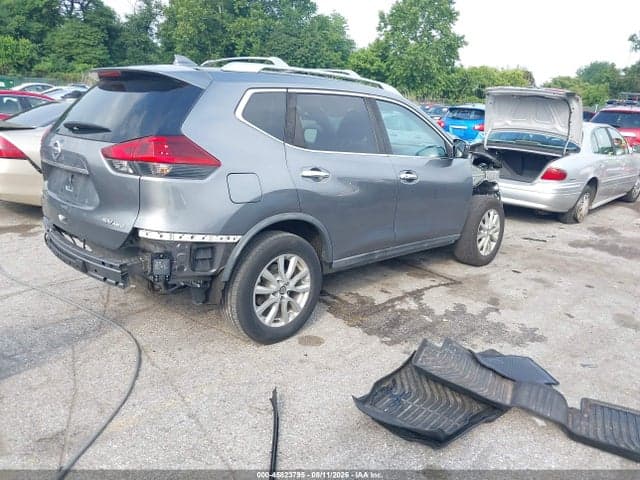 2018 NISSAN ROGUE SV 4