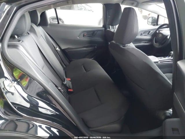 2025 TOYOTA PRIUS LE 8