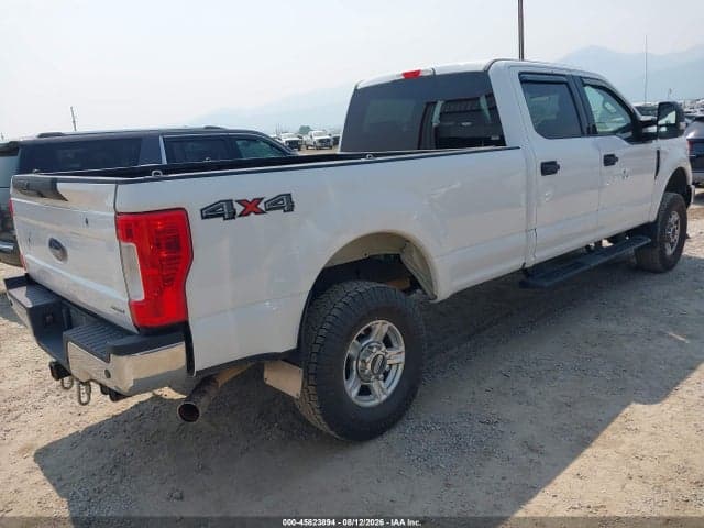 2017 FORD F-250 XLT 4