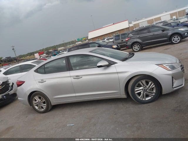 2019 HYUNDAI ELANTRA SEL 13