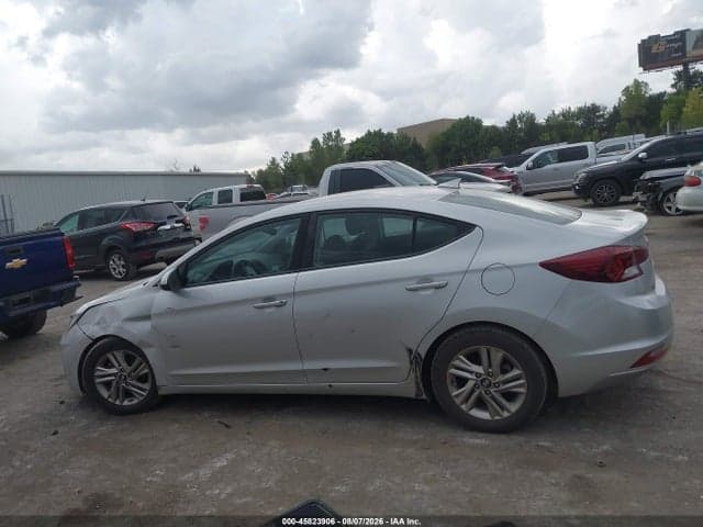 2019 HYUNDAI ELANTRA SEL 14