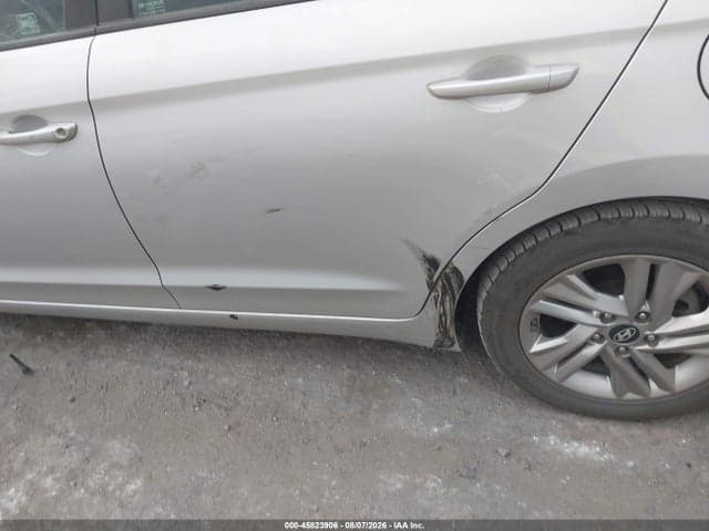 2019 HYUNDAI ELANTRA SEL 6