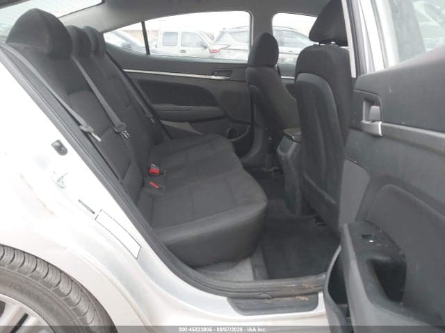 2019 HYUNDAI ELANTRA SEL 8