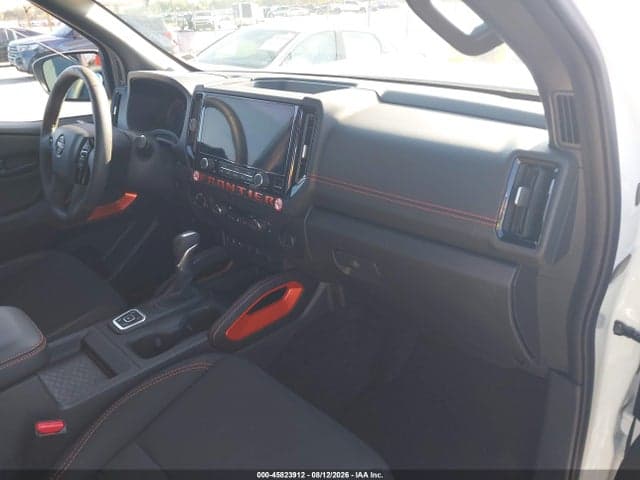 2026 NISSAN FRONTIER PRO-4X 4X4 5